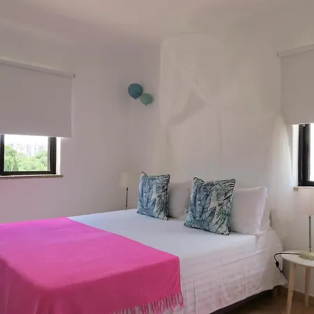 Bed & Breakfast Moments