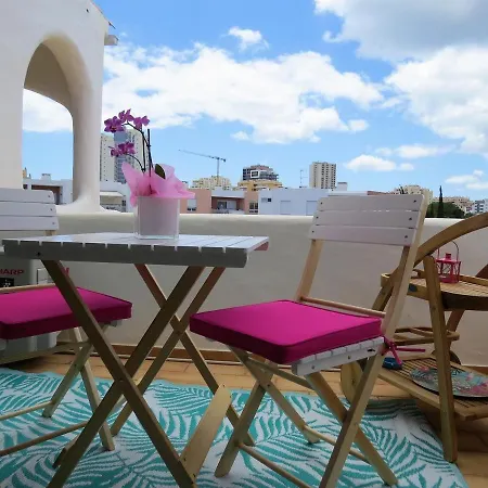 Moments Bed & Breakfast